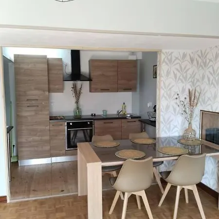 Chez Lisa Apartment *